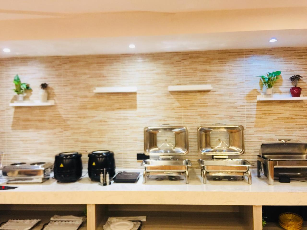จินเจียง เมโทรโปล โฮเต็ล นานกิง เจียงจุน ต้าเตา เหอไห่ยูนิเวอร์ซิตี้ Hotel ภายนอก รูปภาพ
