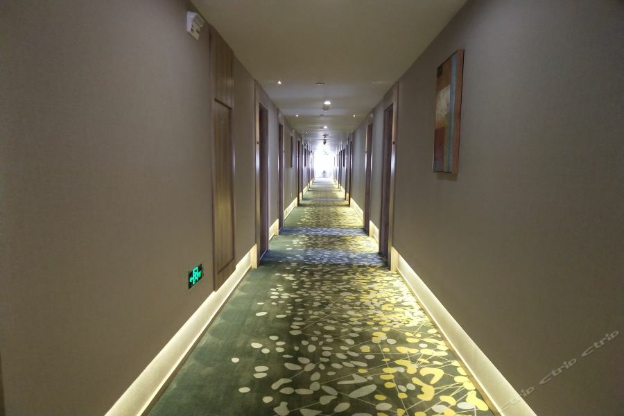 จินเจียง เมโทรโปล โฮเต็ล นานกิง เจียงจุน ต้าเตา เหอไห่ยูนิเวอร์ซิตี้ Hotel ภายนอก รูปภาพ